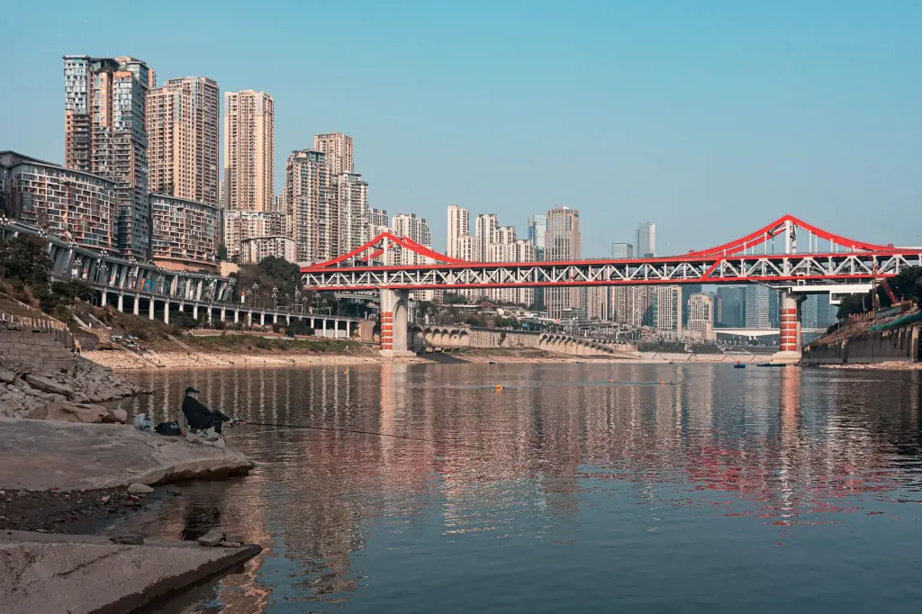 工业交换机在云南智慧园区建设中的选型与部署要点
