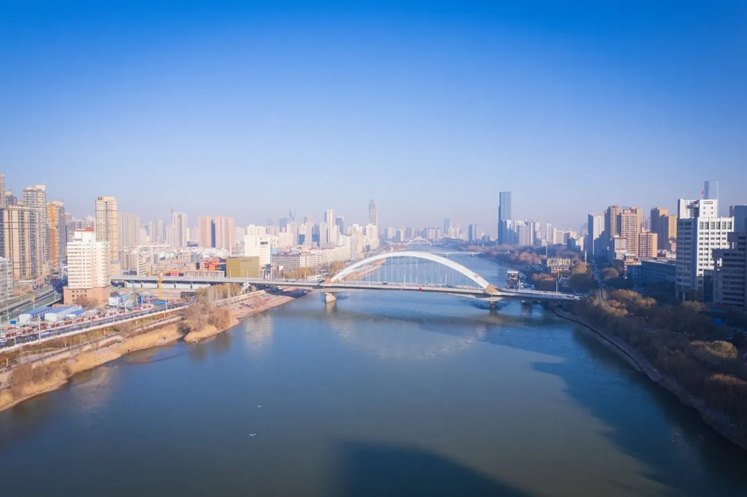 光纤收发器与通信模块在园区网络中的协同应用实践