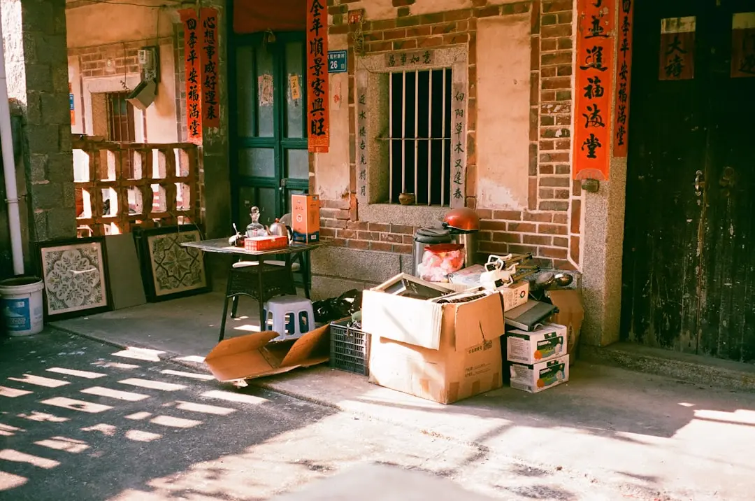 云南硕磊工业交换机在智能工厂网络部署中的选型要点